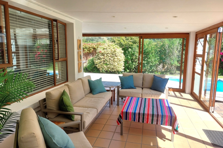 2 Bedroom Property for Sale in The Island Western Cape